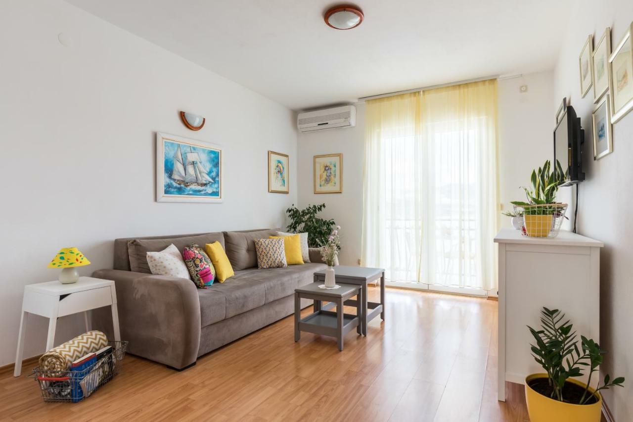 Apartments Rogulj Trogir Bagian luar foto