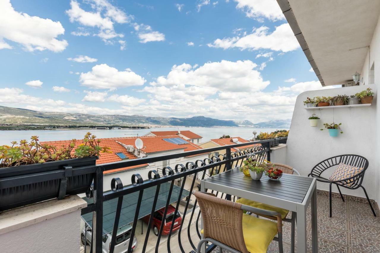 Apartments Rogulj Trogir Bagian luar foto