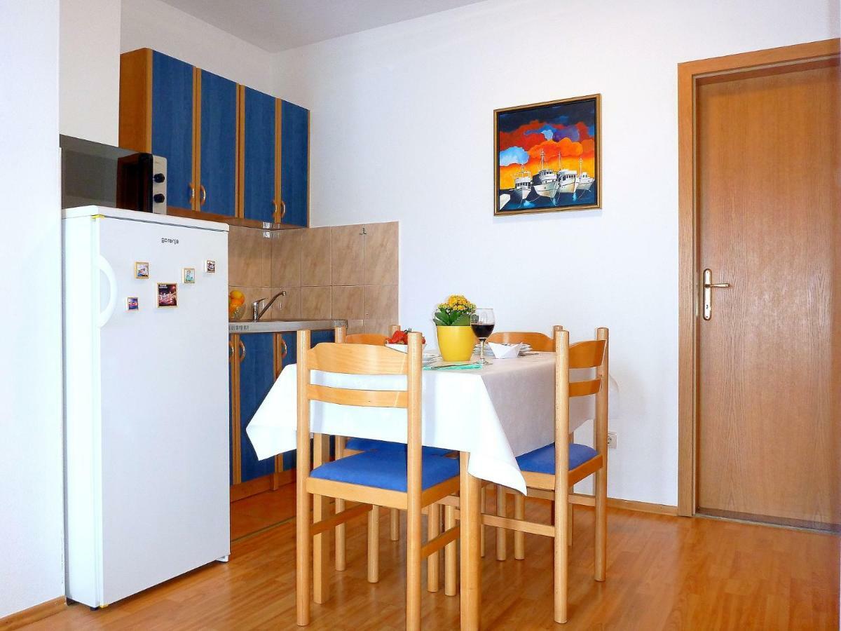 Apartments Rogulj Trogir Bagian luar foto